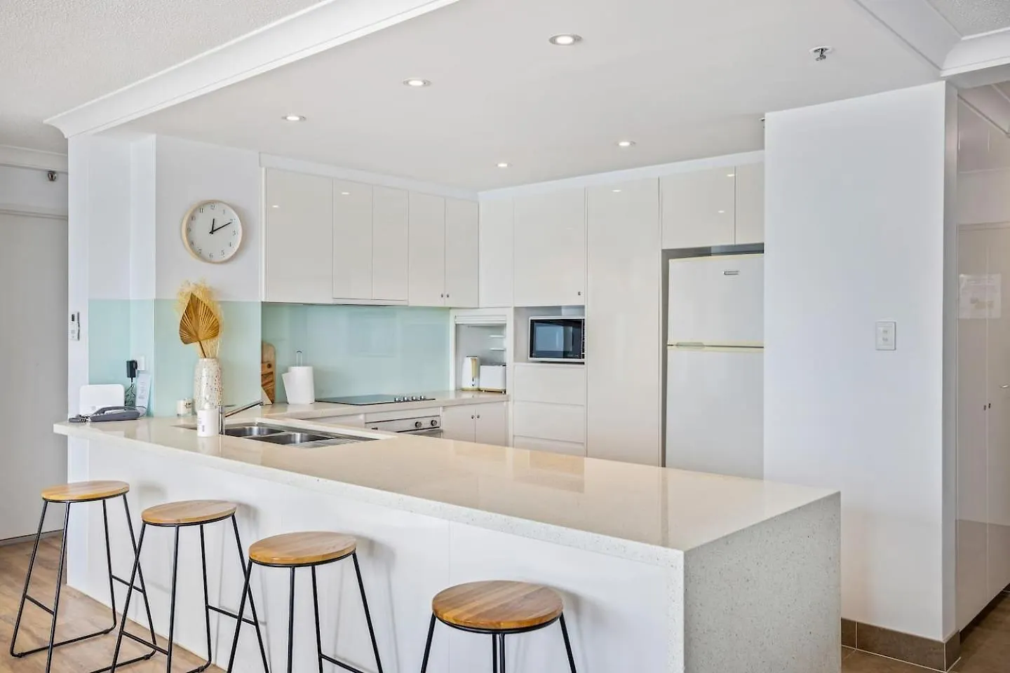 Ocean'S 14Th - Beachfront Resort-Style Living Gold Coast Australia