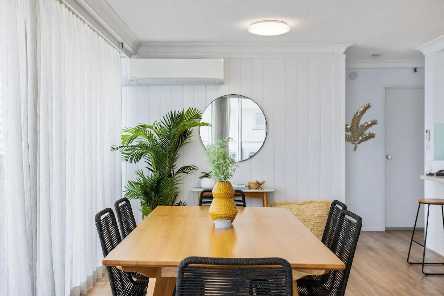 Ocean'S 14Th - Beachfront Resort-Style Living Gold Coast Australia